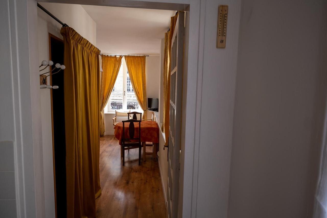 Appartement Place Des Cordeliers Dinan Zewnętrze zdjęcie